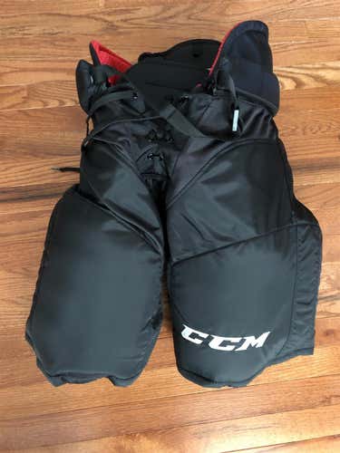 Black New Medium CCM HP45 Pro Stock Hockey Pants