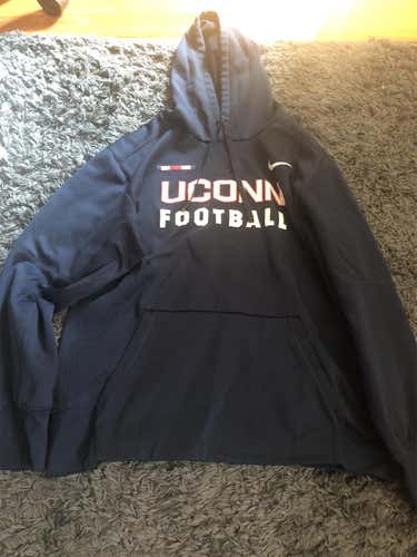Uconn Football Men’s Large Nike Sweatshirt