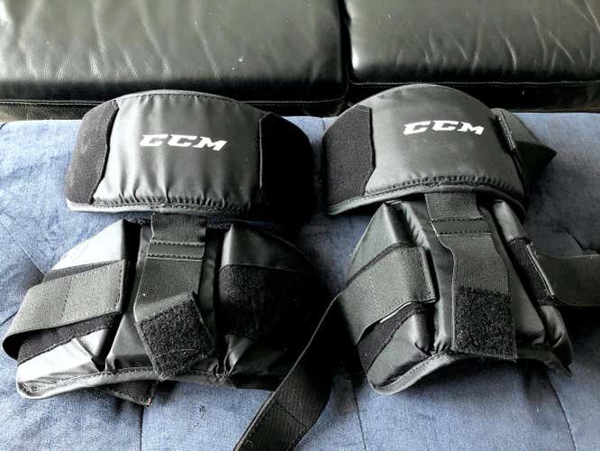 Legal CCM Extreme Flex E3.9 Goalie Knee & Thigh Leg Guard Protector Pads - BRAND NEW
