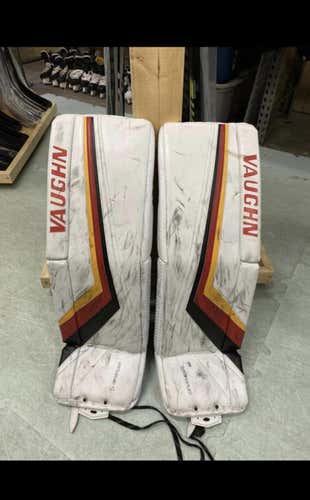 White Used 34" Vaughn Ventus SLR2 Pro Carbon Pro Stock Goalie Leg Pads