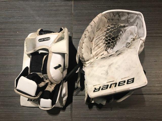 White Senior Used Bauer Full Right Supreme 1S