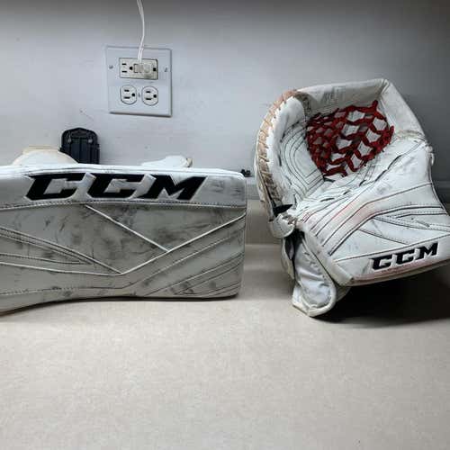 CCM P2.9 Glove And Blocker