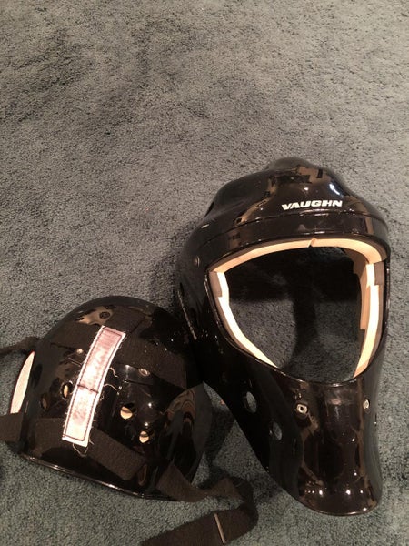 Senior Used Vaughn Goalie Mask