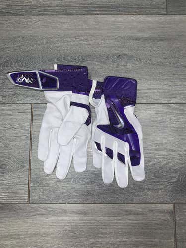 White & Purple New Medium Nike MVP Batting Gloves