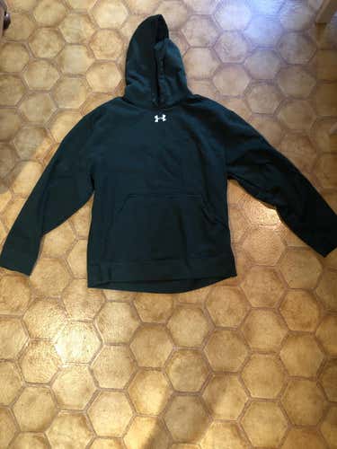 Green Used Adult Medium Under Armour Sweatshirt
