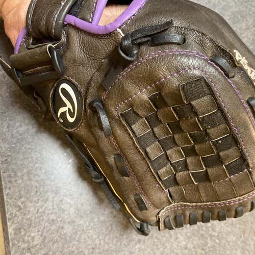 Rawlings Brown Used Right Hand Throw 12" Softball Glove