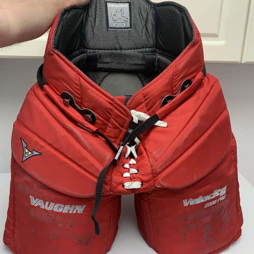 Red Used Medium Vaughn Velocity V6 Hockey Goalie Pants