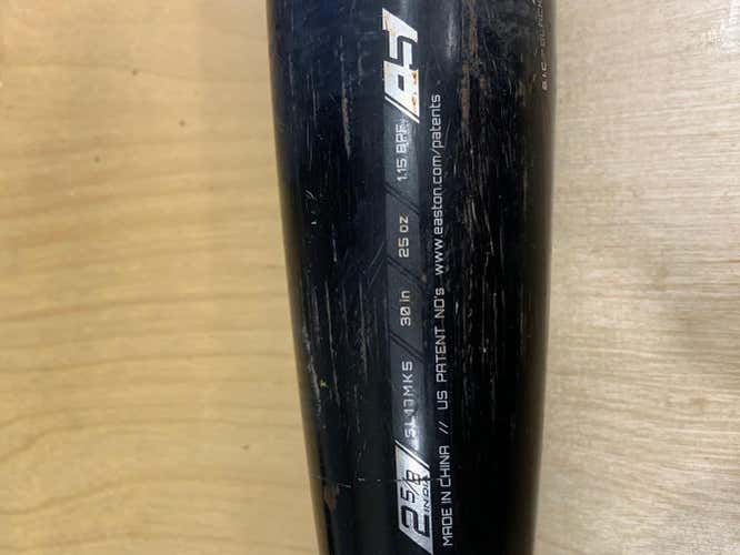 Used Kid Pitch (9YO-13YO) 2017 USSSA Certified Easton Composite Mako Beast Bat (-5) 25 oz 30"