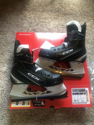 Youth New CCM Tacks 9040 Hockey Skates Regular Width Size 13