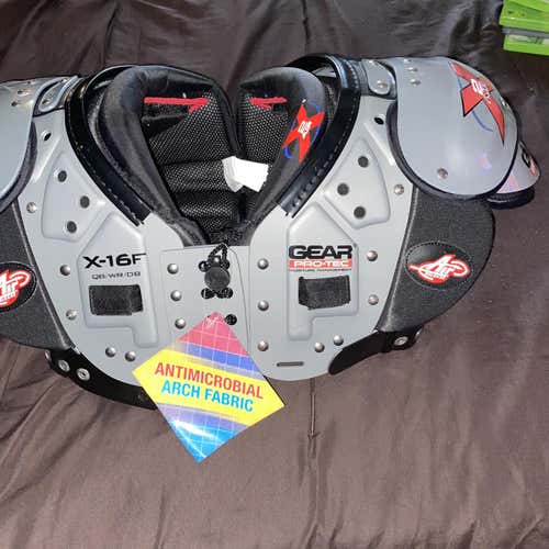 New Large Gear Pro Tec Shoulder Pads