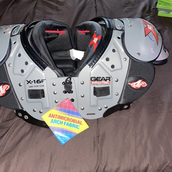 New Large Gear Pro Tec Shoulder Pads