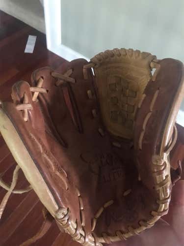 Used Pitcher's Gold Glove Elite 12" Baseball Glove