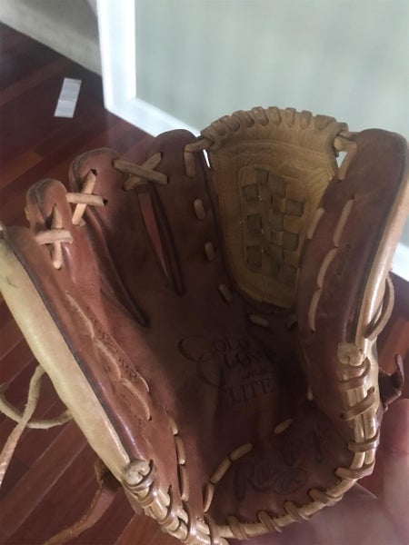Used Pitcher's Gold Glove Elite 12" Baseball Glove