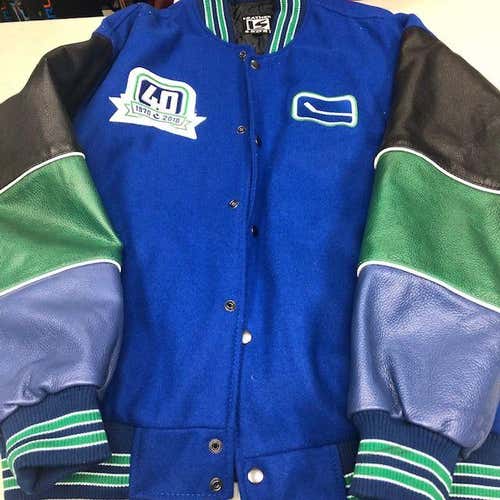 NEW Vancouver Canucks Jacket Blue Adult Men's Large