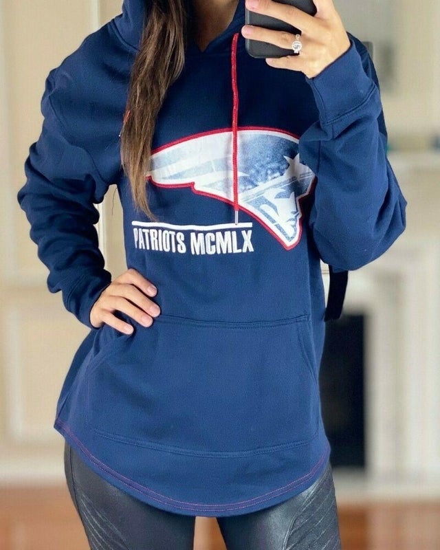 New Era New England Patriots NFL Blue Pullover Hoodie Sweatshirt: