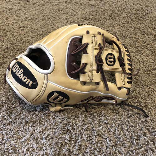Used Right Hand Throw A2000 11.5" Baseball Glove