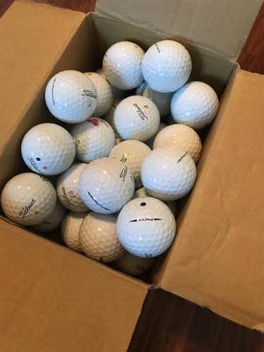 30 Used Titleist Pro V1/x Balls