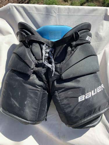 Black Intermediate Used Medium Bauer Reactor 9000 Hockey Goalie Pants