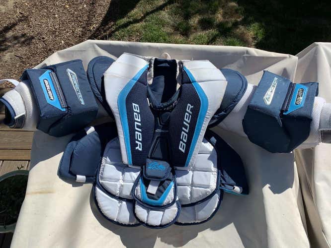 Intermediate Used Small Bauer Reactor 9000 Chest and Arm Protector Goalie Chest Protector
