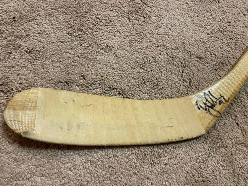 RICK TOCCHET Signed 97'98 Phoenix Coyotes Game Used Hockey Stick NHL COA