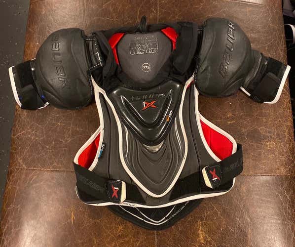 Used Small Bauer Vapor 1X Shoulder Pads