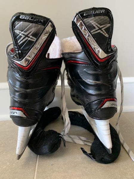 Junior Used Bauer Vapor X500 Hockey Skates Size 4.5