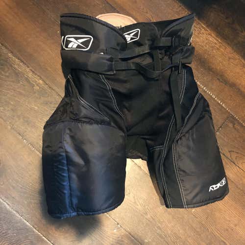 Black Used Large Reebok 5k  Hockey Pants