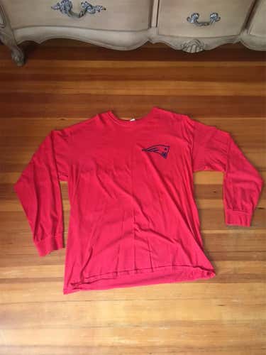 Red Large Patriots Long sleeve Shirt