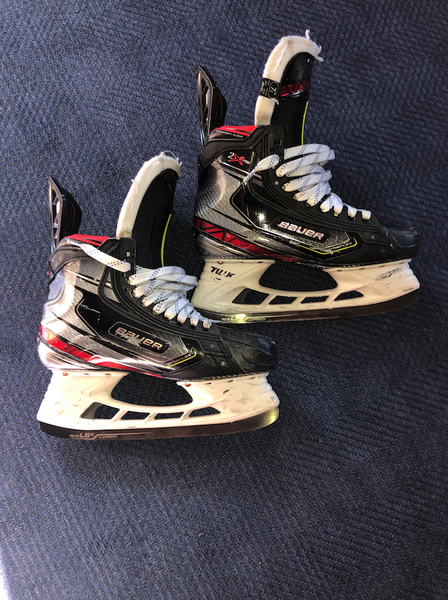Used Bauer Vapor 2X Pro Hockey Skates Size 7.5