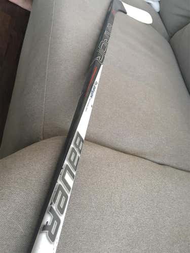 Used Right Handed Vapor X700 Hockey Stick