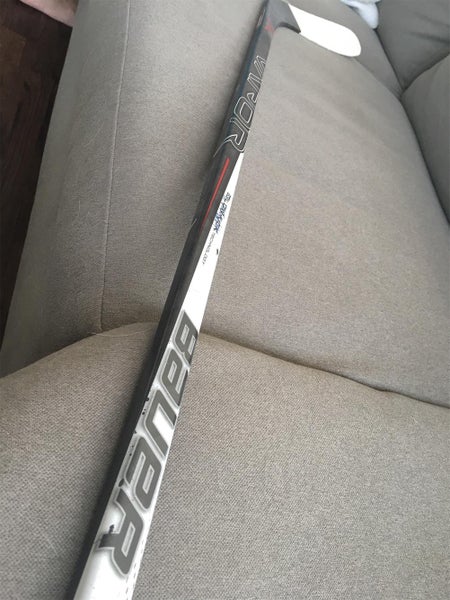 Used Right Handed Vapor X700 Hockey Stick