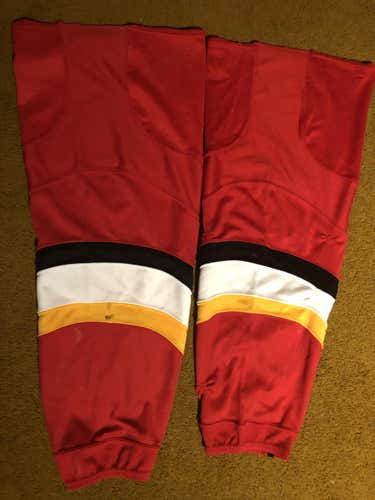 Red Used Senior XL Reebok Socks Pro Stock Calgary Flames