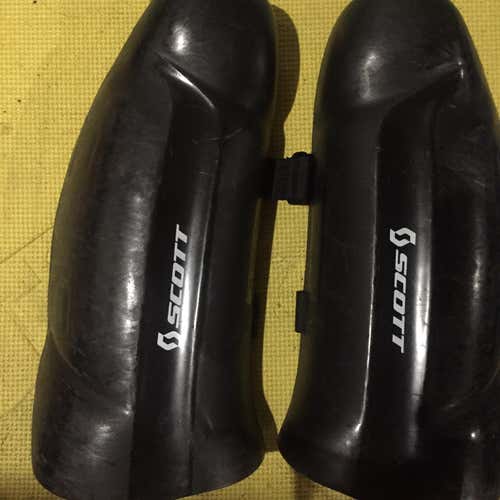 Shin Guards Used One Size Fits All Scott Shin Guard