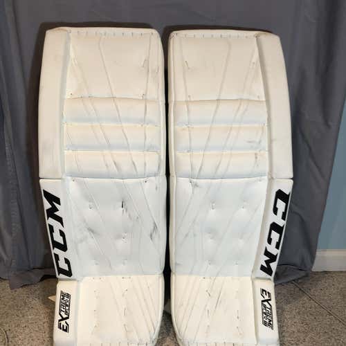 White New 33" CCM Extreme Flex lll  Goalie Leg Pads