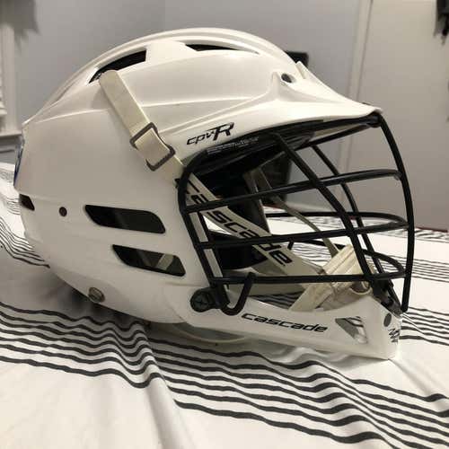 White Used Player's Cascade CPV-R Helmet Size XXS