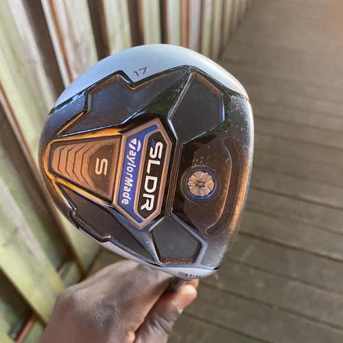 TaylorMade Regular Flex 3 Fairway Wood Used Right Handed