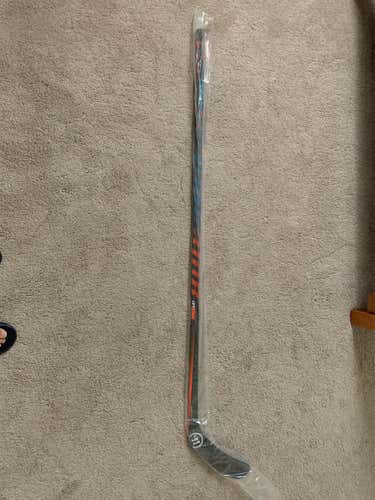 New Right Handed Grip Covert QR Edge Hockey Stick