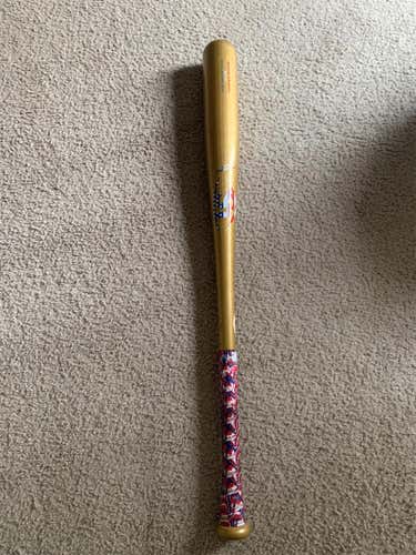 Used BBCOR Certified Wood (-3) 30 oz 33" Bat