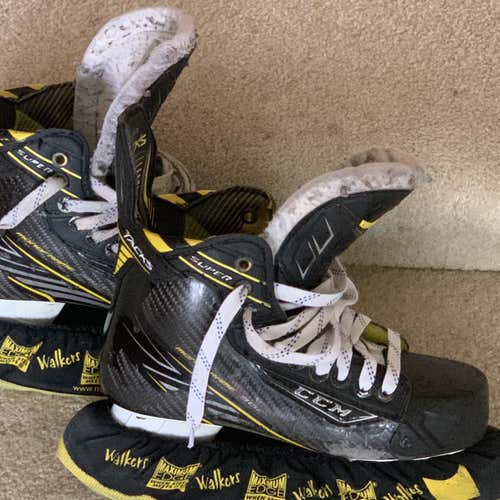 Used CCM Super Tacks Regular Width  Size 6.5 Hockey Skates