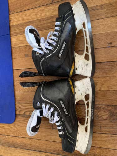 Senior Used Bauer Supreme One100 Hockey Skates Regular Width Size 7.5