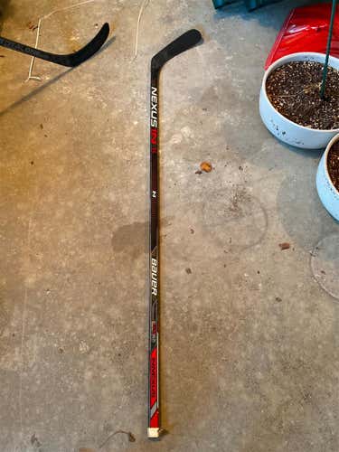 Used Right Handed Nexus 1N Mid Pattern Pro Stock Hockey Stick