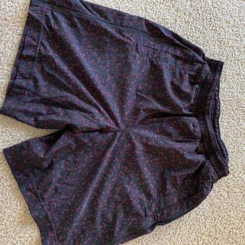 Black Men's Medium Lululemon Shorts