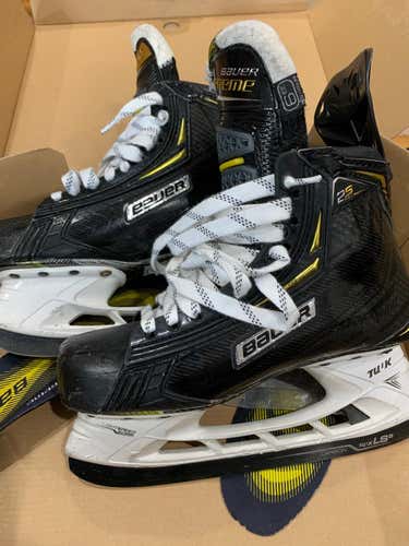 Senior Used Bauer Supreme 2S Pro Hockey Skates Extra Wide Width Size 6