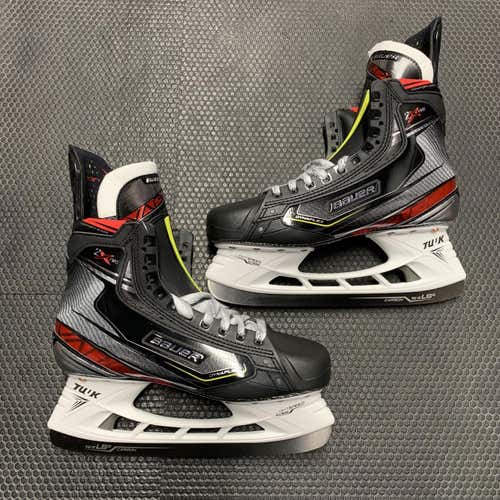 New Bauer Vapor 2X Pro Extra Wide Width  Size 9.5 Hockey Skates