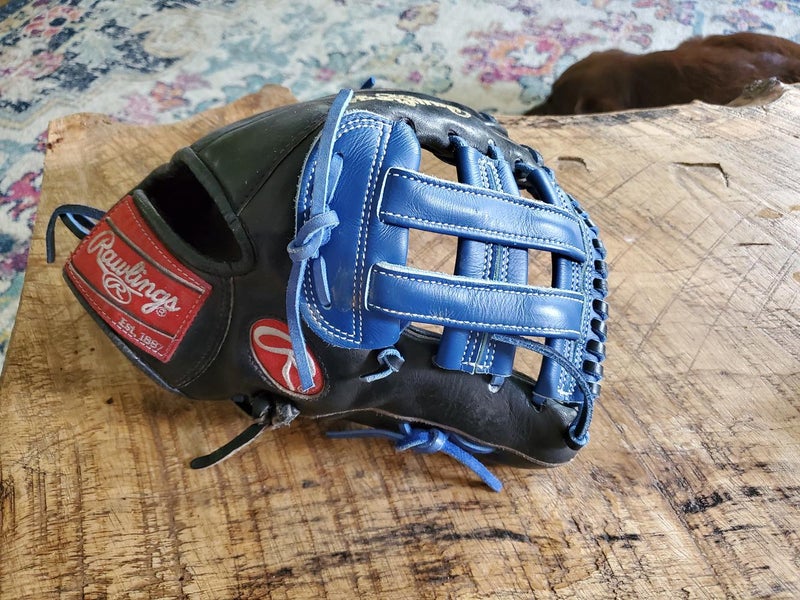 Used Adult Rawlings Right Hand Throw Infield Gold Glove Baseball Glove 12"