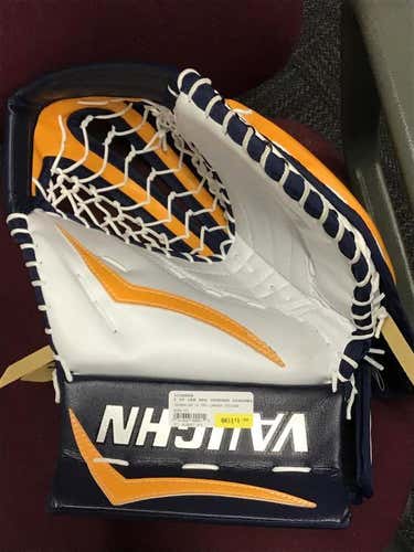 White Senior New Vaughn Regular Blocker and Trapper