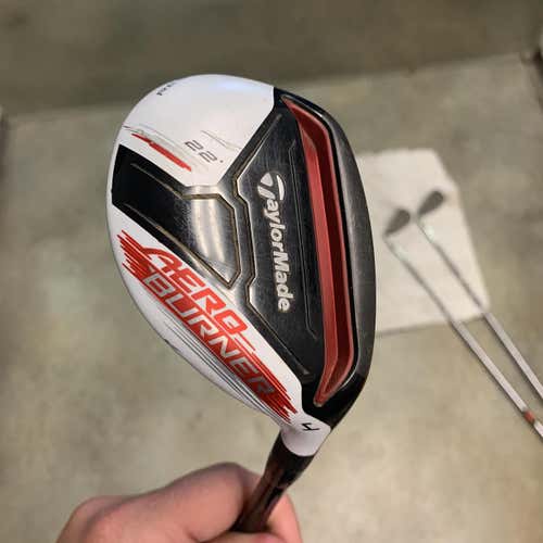 Used Right Handed AeroBurner Regular Flex 4H Hybrid