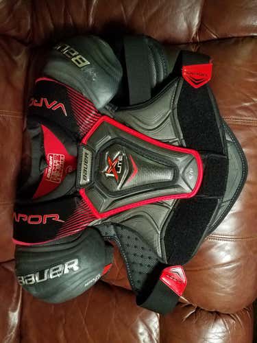 Used Senior Small Bauer Vapor 1X Lite Shoulder Pads