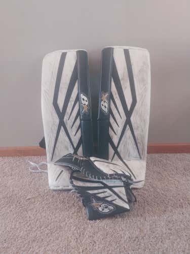 Used 30" Brian's Subzero 7.0 Goalie Leg Pads