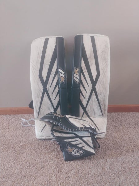 Used 30" Brian's Subzero 7.0 Goalie Leg Pads
